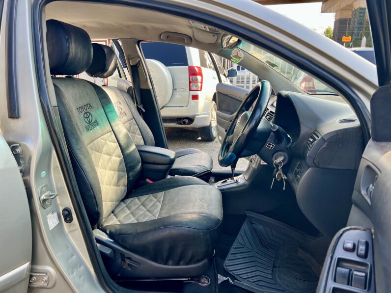2006 Toyota Avensis