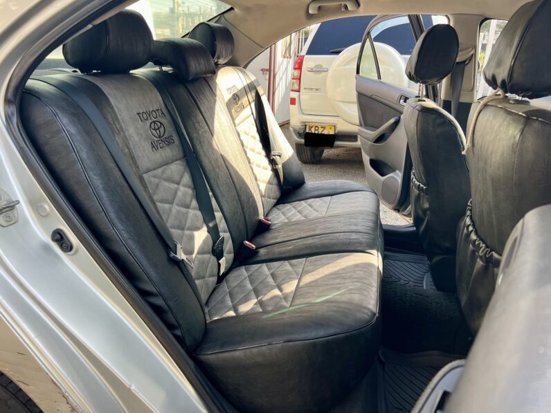 2006 Toyota Avensis
